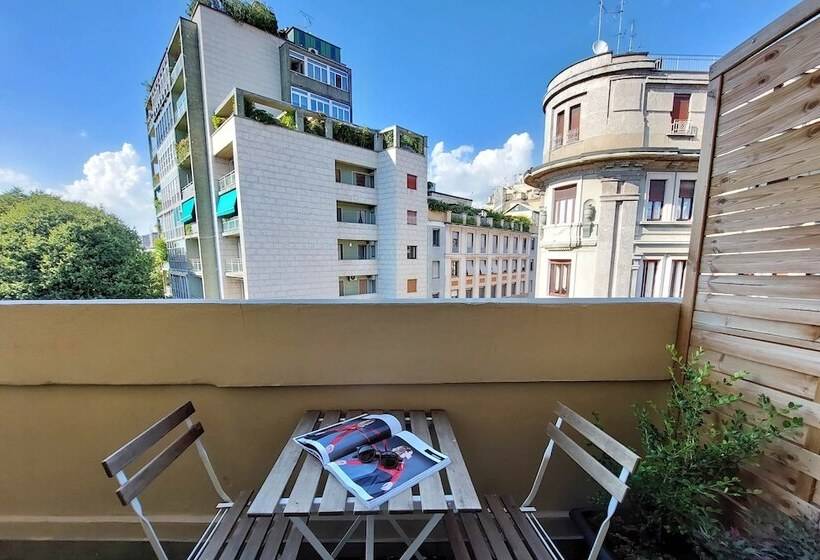 پانسیون Vico Fashion District