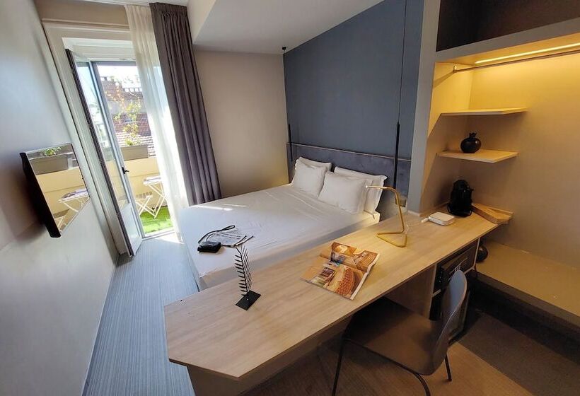 پانسیون Vico Fashion District