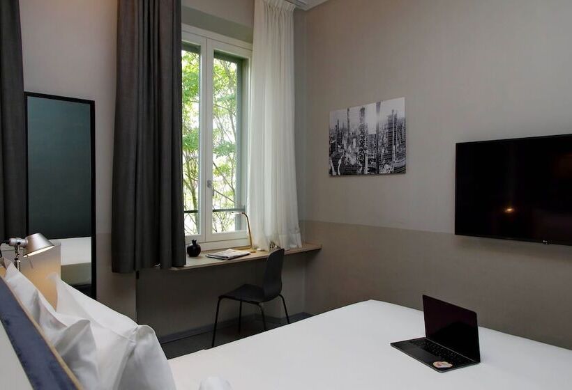 پانسیون Vico Fashion District