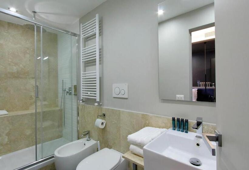 پانسیون Vico Fashion District