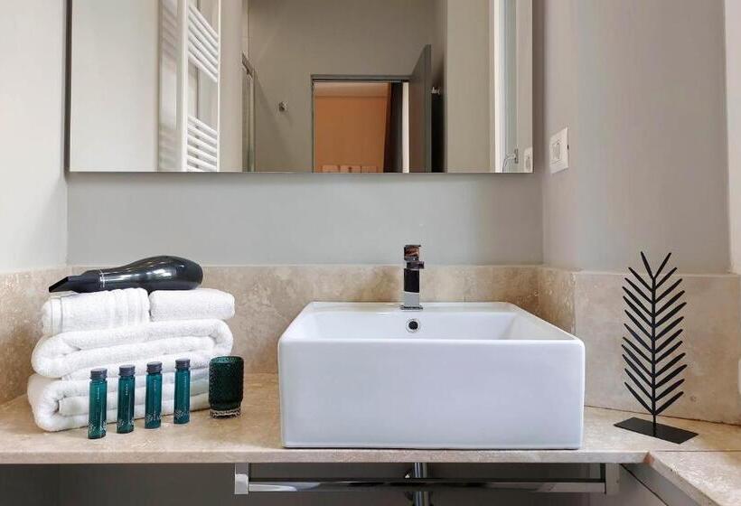 پانسیون Vico Fashion District