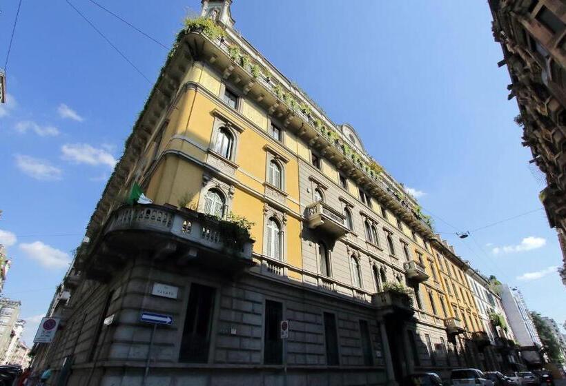 پانسیون Vico Fashion District