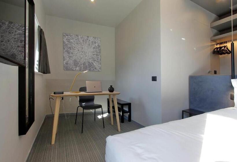 پانسیون Vico Fashion District