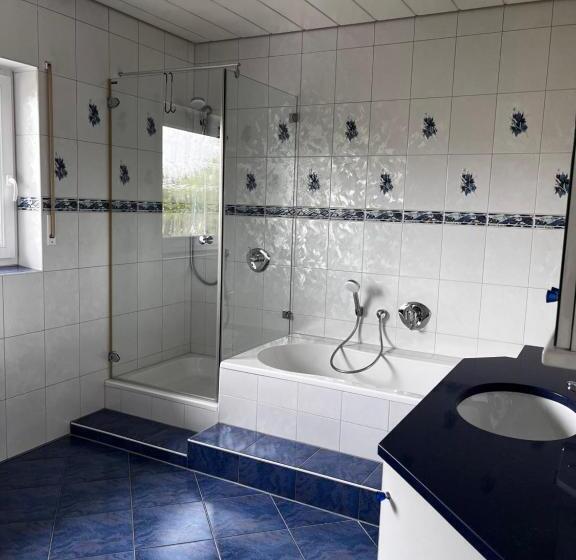 Schöne 110 Qm Große Moderne Und Helle Wohnung