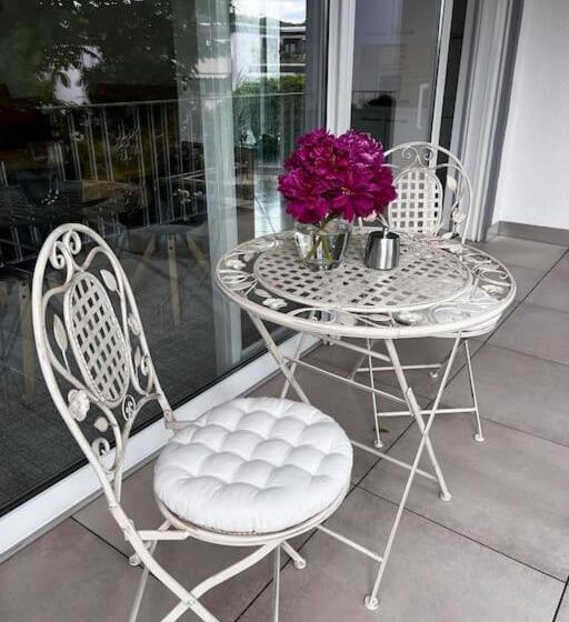 Schöne 110 Qm Große Moderne Und Helle Wohnung