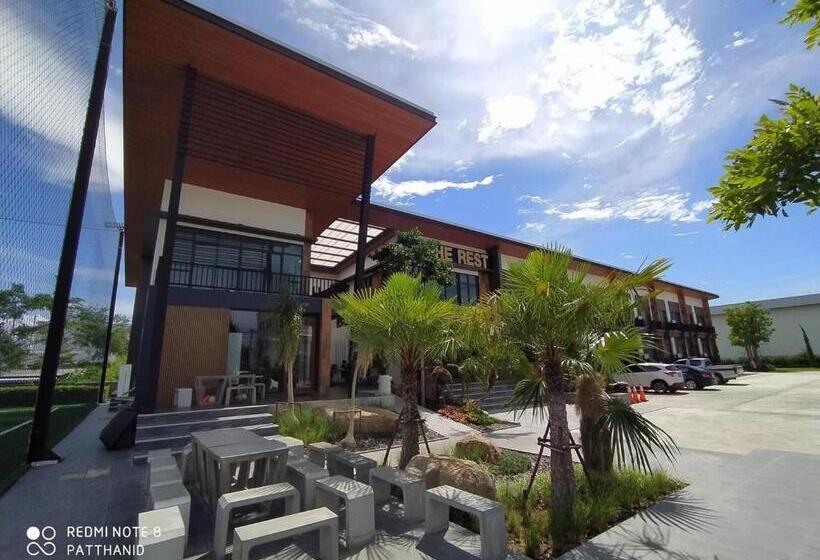 The Rest Hotel ประจวบ