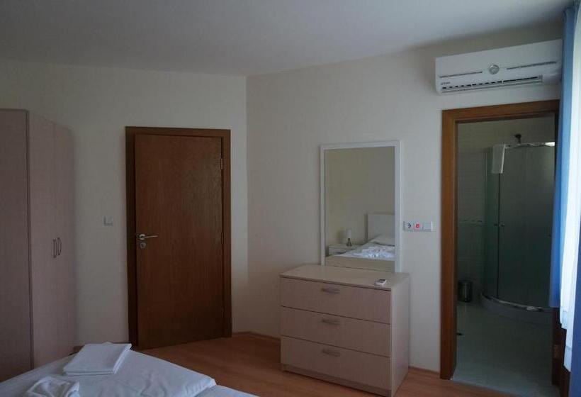 комплекс бяла виста до плажа Complex Byala Vista Near The Beach