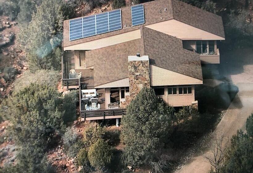 3 Acre Private Designer Villa Borders Forest Forever Views!