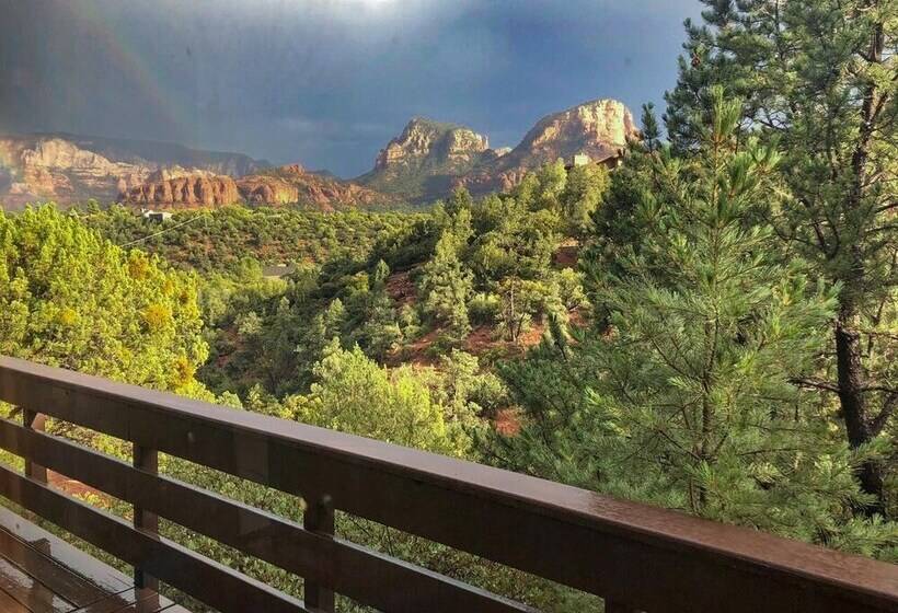 3 Acre Private Designer Villa Borders Forest Forever Views!