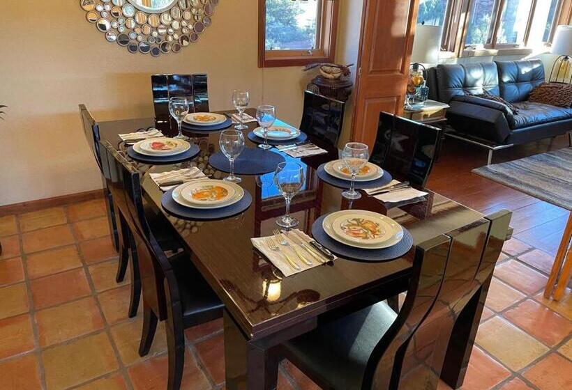 3 Acre Private Designer Villa Borders Forest Forever Views!