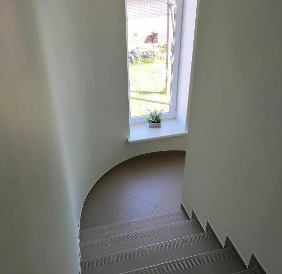 هاستل Babilonas