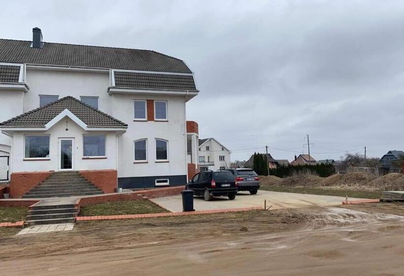 هاستل Babilonas