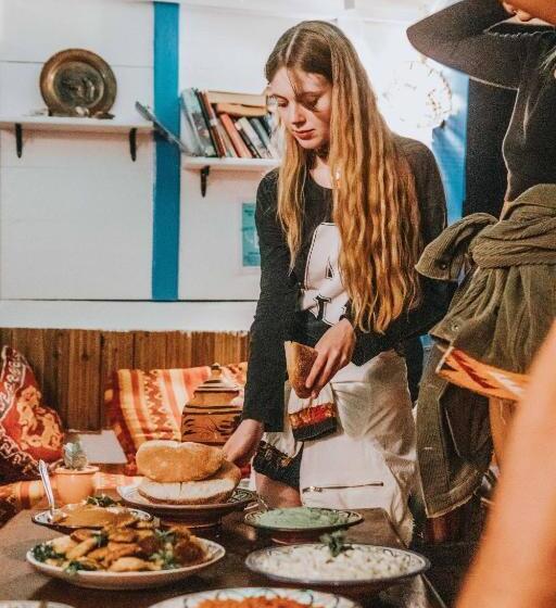 هاستل Onda Surf