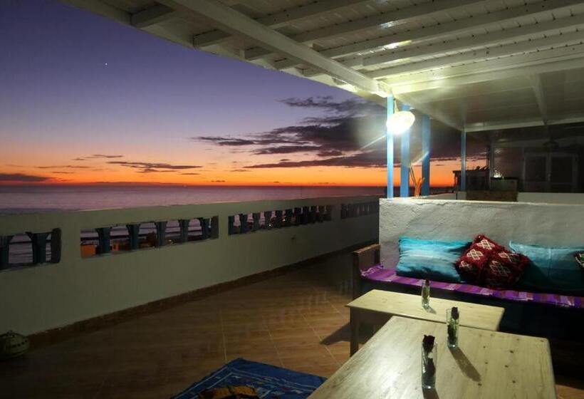 هاستل Onda Surf