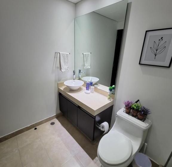 Apartamento De 2 Habitaciones Junto Al Wtc