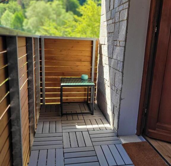 Artur Apartment Myto