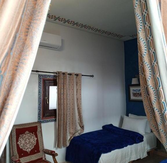 تختخواب و صبحانه Riad Dar Ouezzani