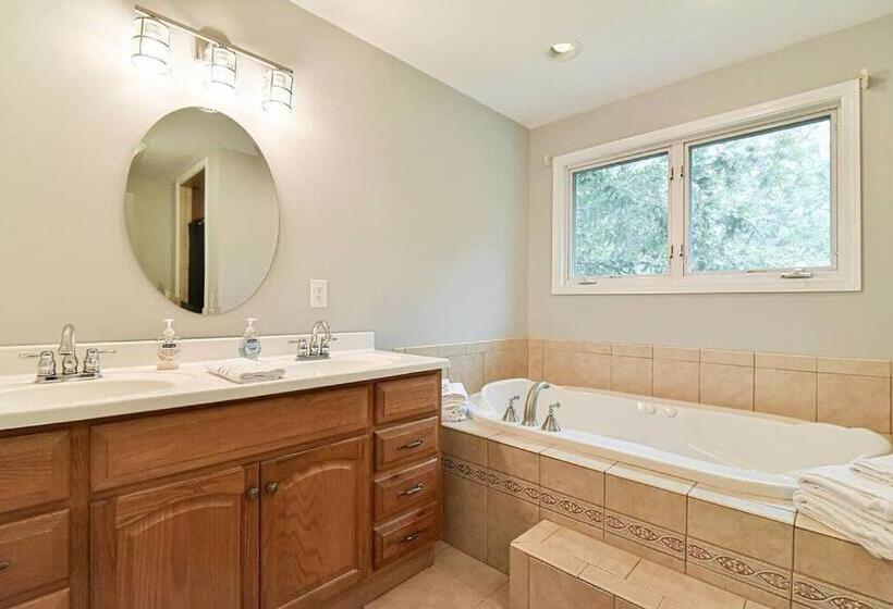 Black Mountain Beauty