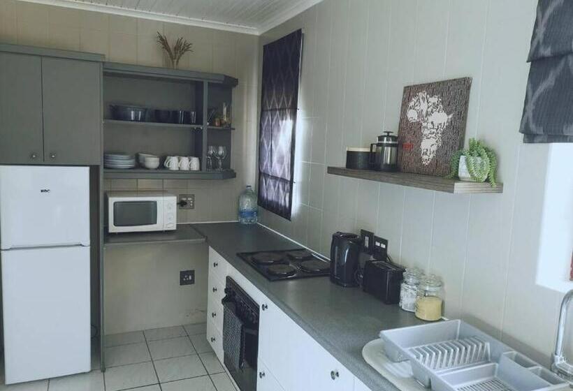 Bushmans River Holliday House Retreat