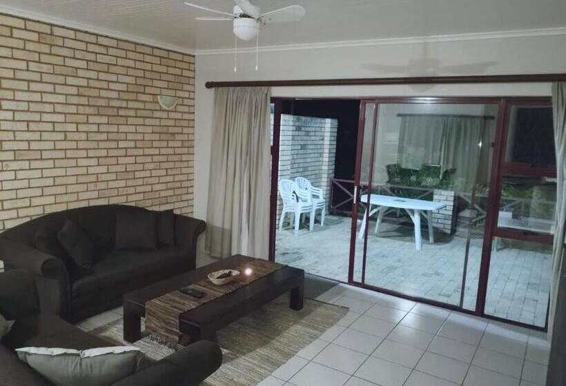 Bushmans River Holliday House Retreat