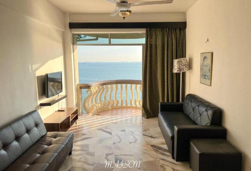 Maison Seaview Suites Port Dickson