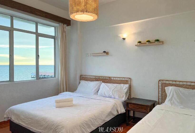 Maison Seaview Suites Port Dickson