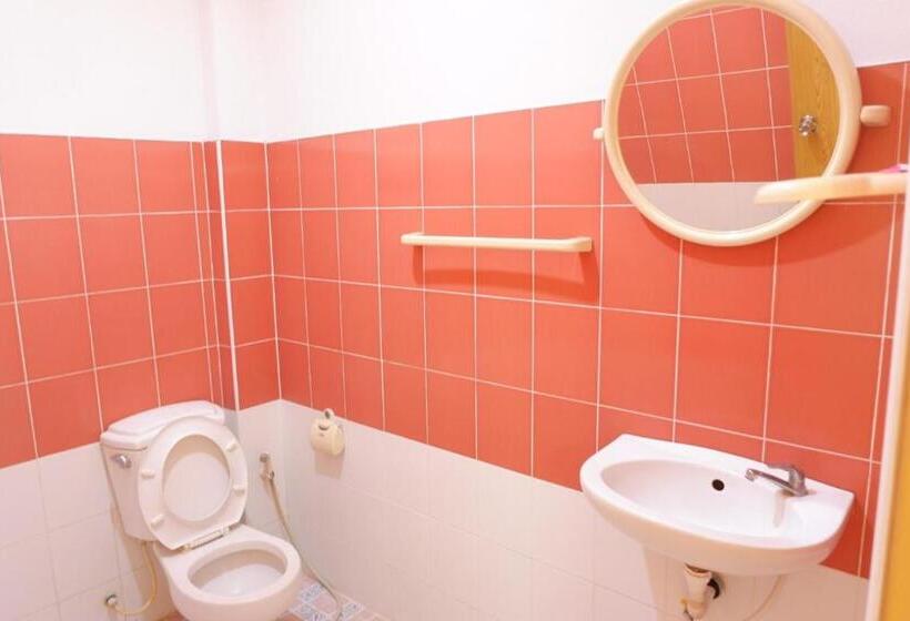 בית מלון כפרי กิจตรงวิลล์ รีสอร์ท Kittrongvill