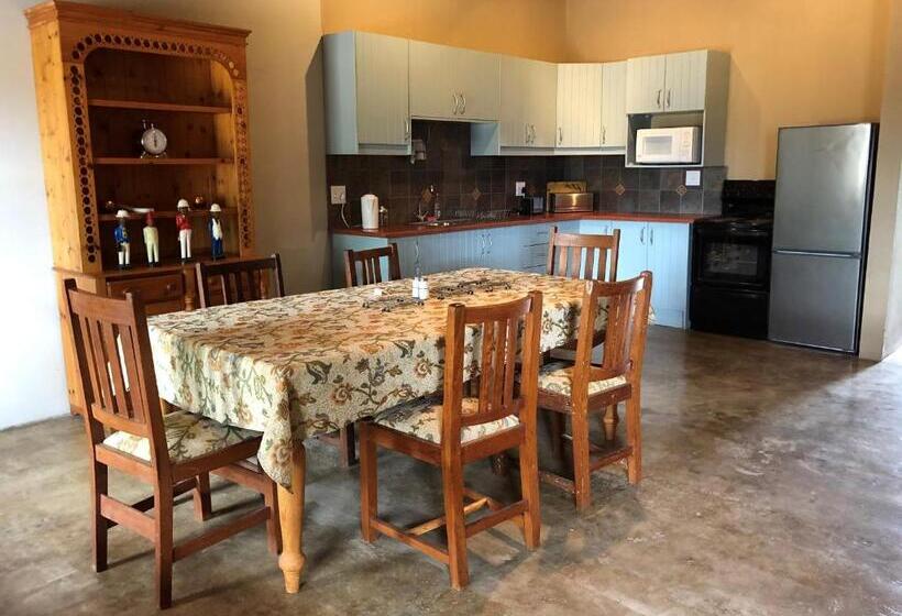 هتل Celebratio Pomegranate Farm