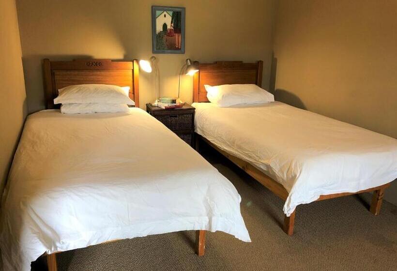 هتل Celebratio Pomegranate Farm