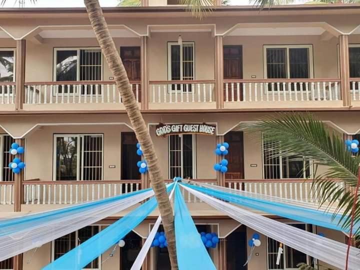 Отель Gods Gift Guesthouse