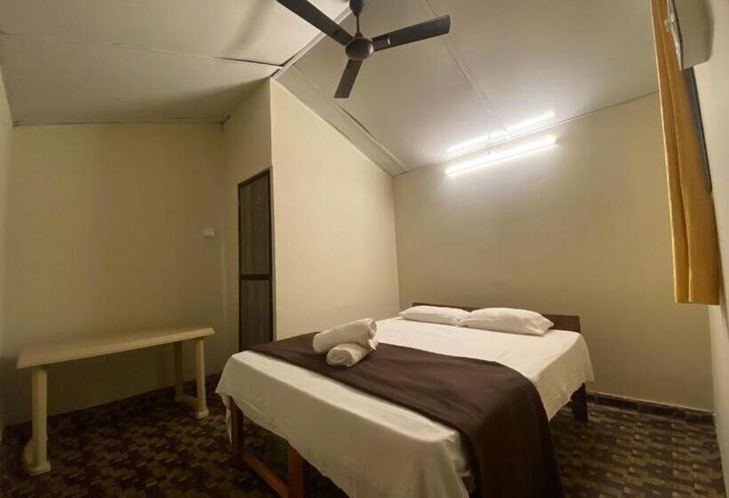 Отель Gods Gift Guesthouse