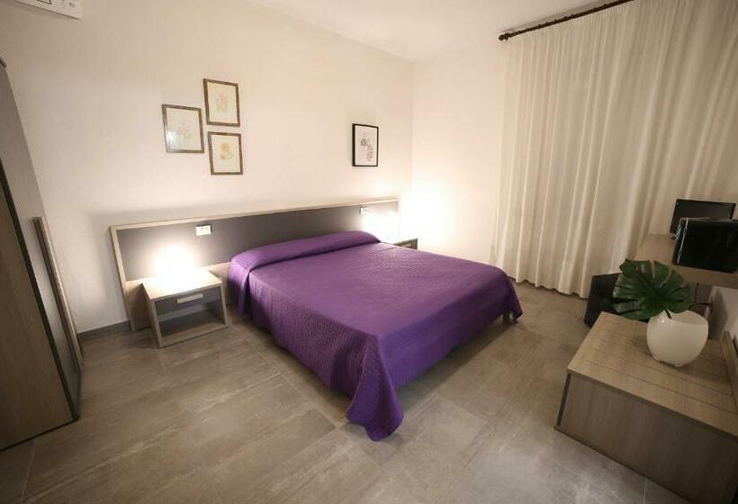 فندق Locanda Roma Sleep & Food