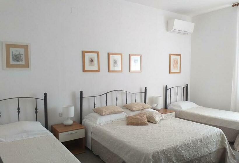 فندق Locanda Roma Sleep & Food