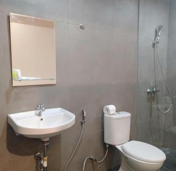 ホテル Marina Airport Semarang