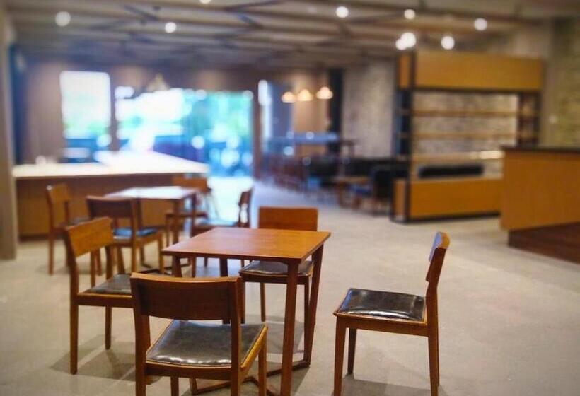 ホテル Marina Airport Semarang