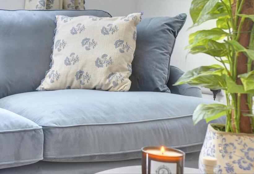 Kist Accommodates   Duck Hill Cottage