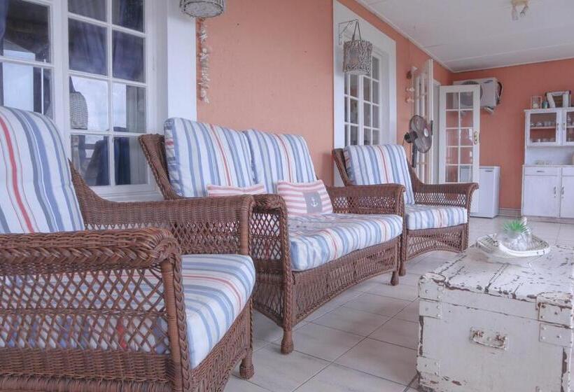 Ocean Heights Coastal Haven & Inverter