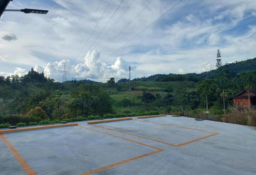 پانسیون ดิน ดาว หนาว หมอก