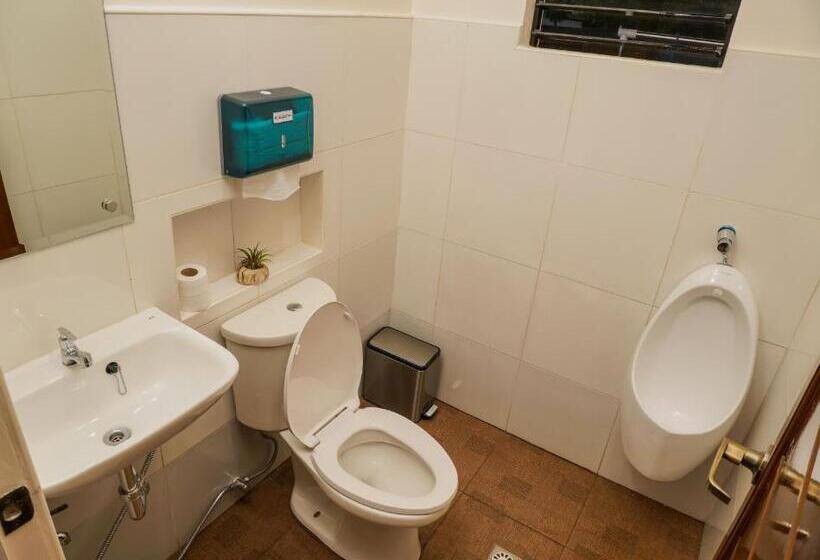 پانسیون Amigos Dauin Hostel