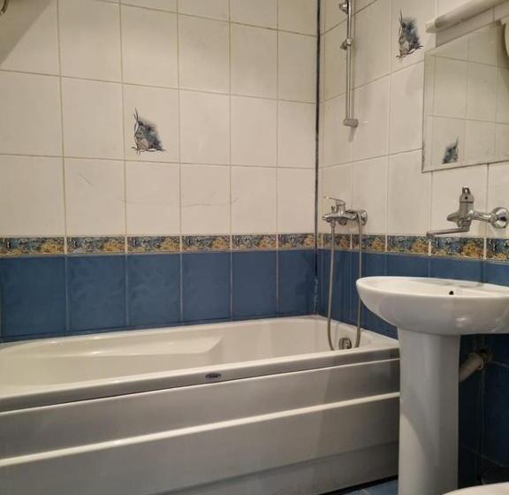 بنسيون Family Hotel Rujeta семеен хотел ружета   идеален център