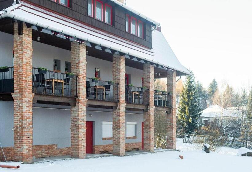 פנסיון Natali Vendégház és étterem Mátra