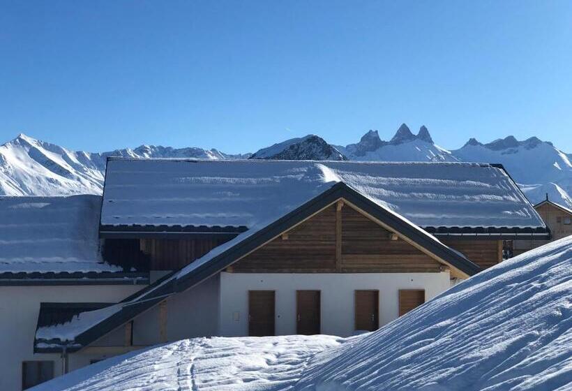 بنسيون Ski Lodge