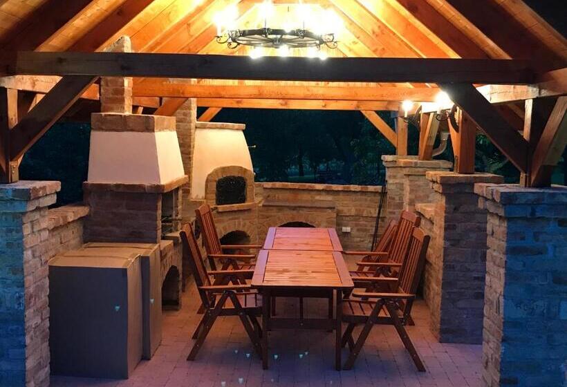 بنسيون Vadszőlős Porta