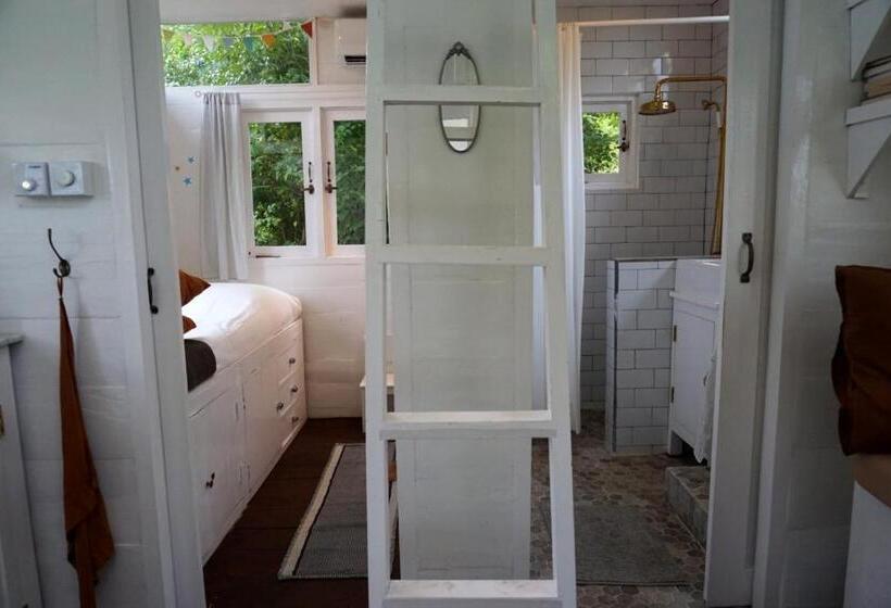 Samadhi Sunrise Temple Villa