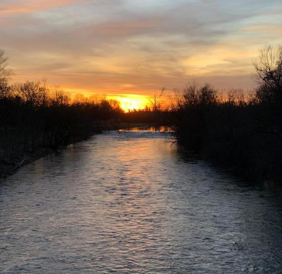 Schöne, Große Ferienwohnung Direkt Am Donauradweg & Keltenstadt Heuneburg
