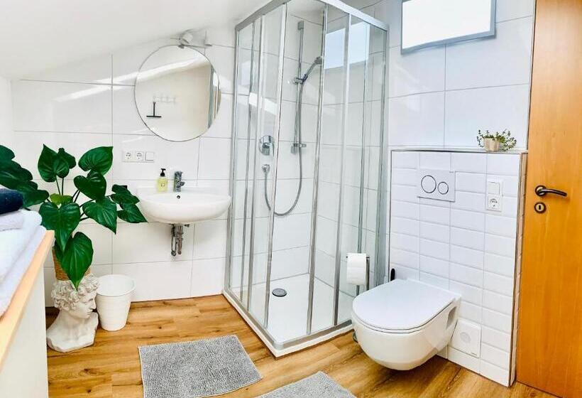 Schöne, Große Ferienwohnung Direkt Am Donauradweg & Keltenstadt Heuneburg