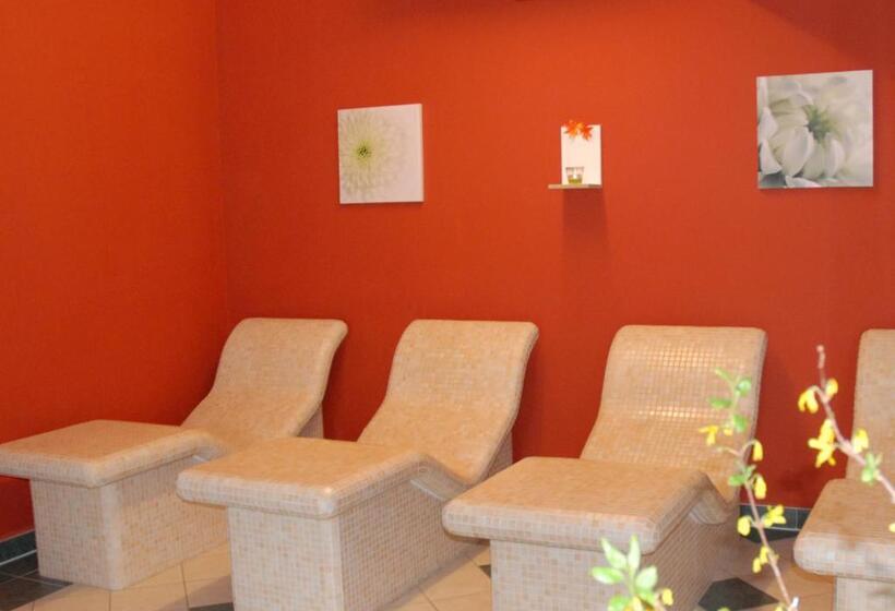 Sporthotel Neuruppin   Apartmenthaus Mit Ferienwohnungen