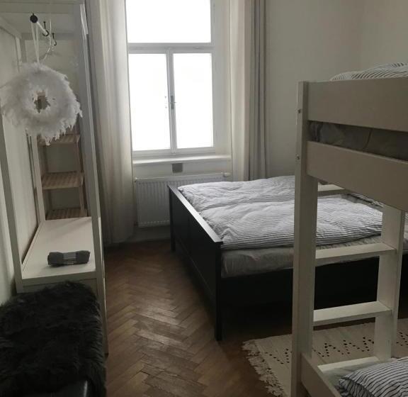 Stará škola Hedeč