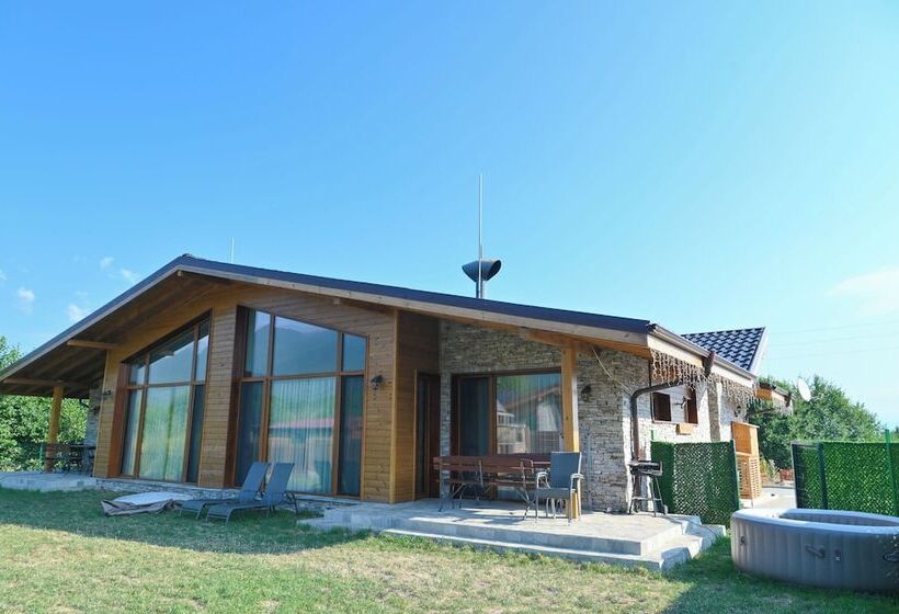 Villa Raphael Near The Pirin Golf Resort