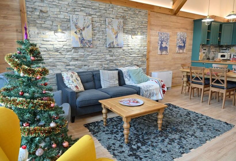 Villa Raphael Near The Pirin Golf Resort